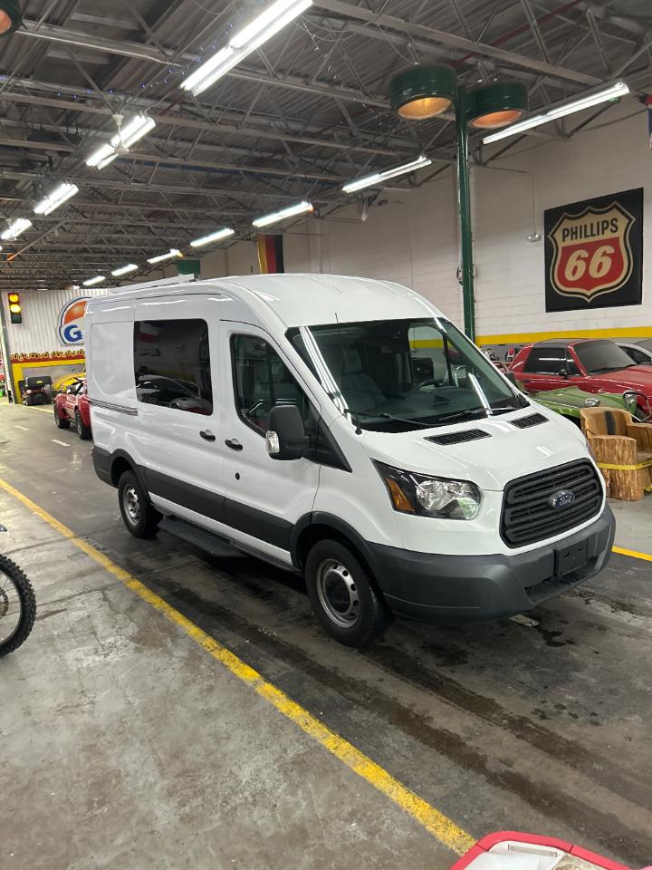 ford transit van 2018 1FTBW9CG0JKB22853 image ford transit van 2018 1FTBW9CG0JKB22853 image
